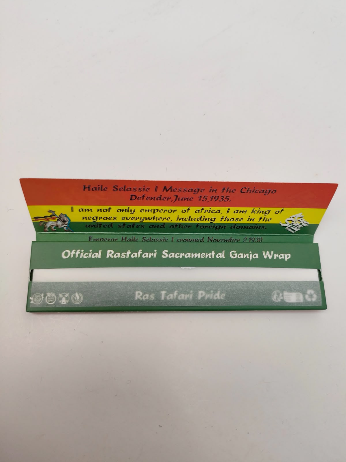 Distribution Space Ras Tafari white rolling paper